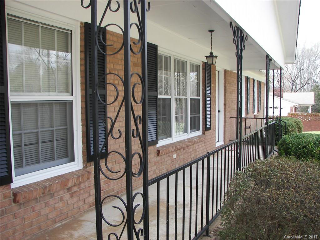 1571 Sandy Lane Lincolnton NC 28092