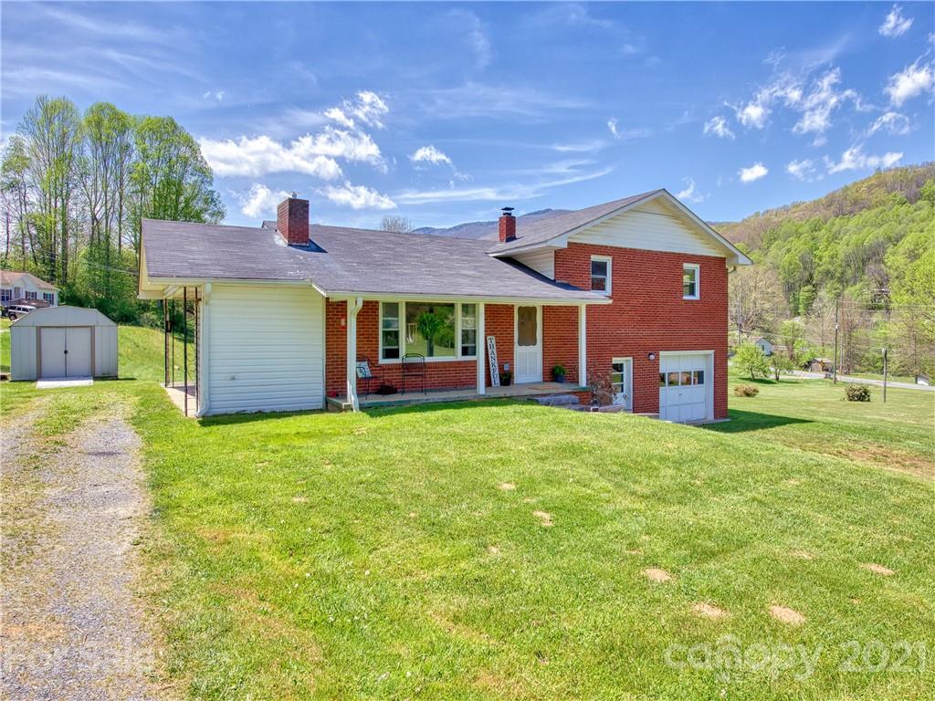52 Pinnacle Drive Waynesville NC 28786