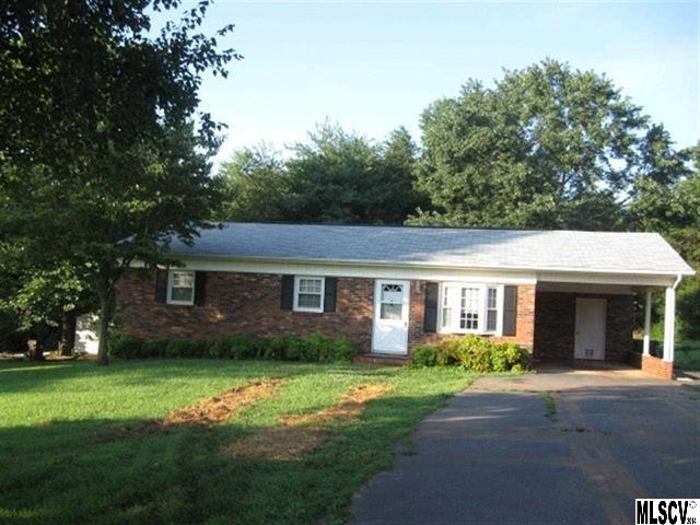 5575 Hillside Court Hickory NC 28602