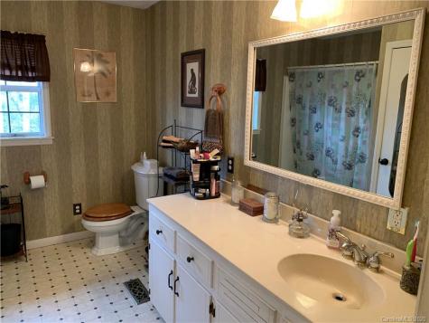 47 Johnson Drive Marion NC 28752
