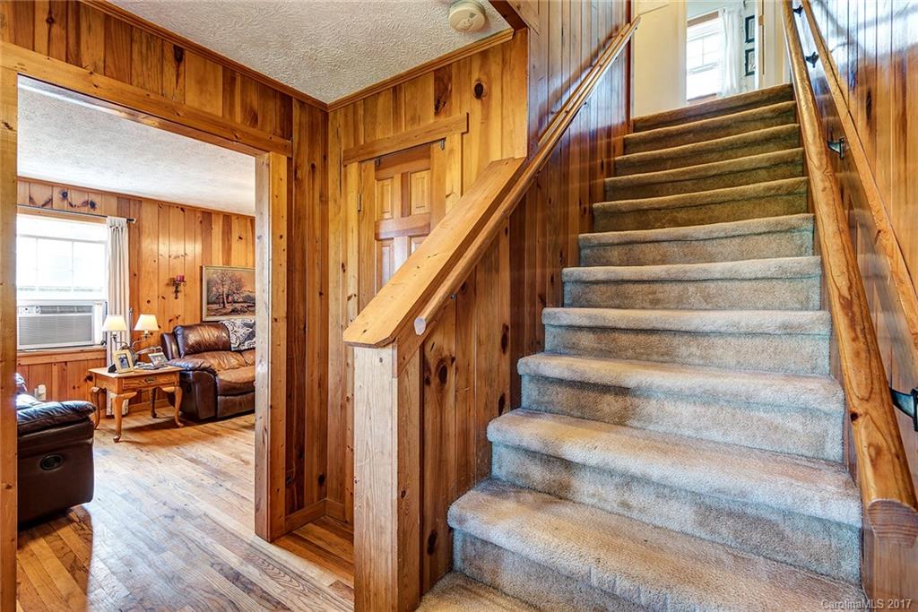 208 Bailey Road Candler NC 28715