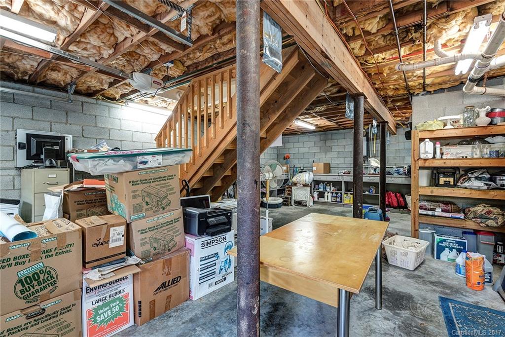 208 Bailey Road Candler NC 28715