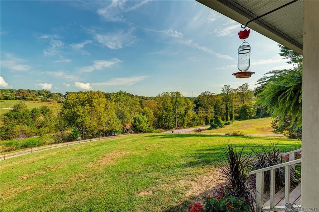 208 Bailey Road Candler NC 28715