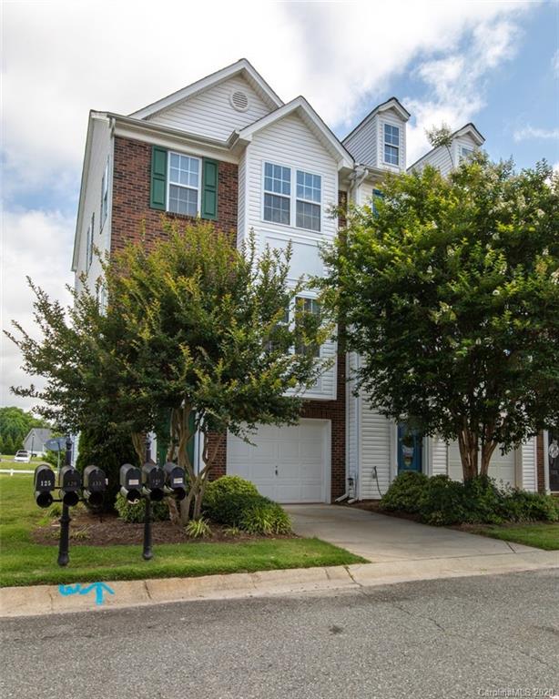 125 Rock Ridge Lane Mount Holly NC 28120