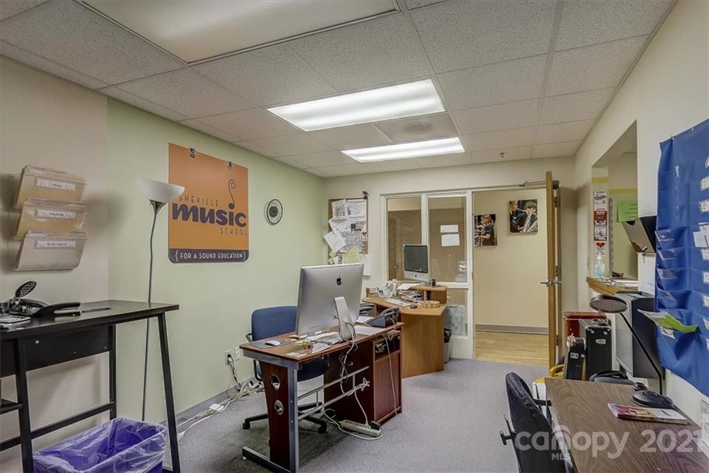 124 College Street Asheville NC 28801