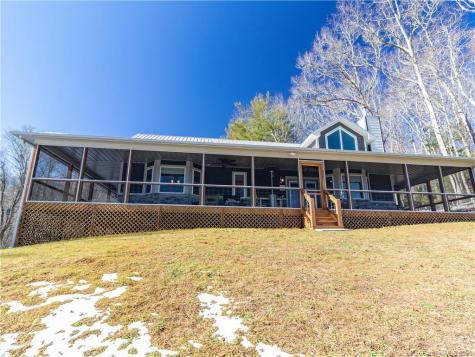 334 Hall Road Green Mountain NC 28740