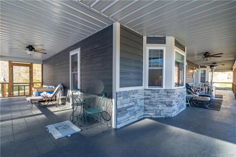 334 Hall Road Green Mountain NC 28740