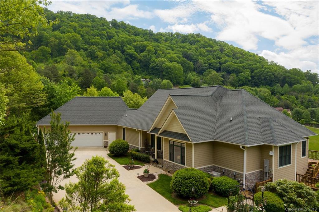 228 Inverness Drive Waynesville NC 28785
