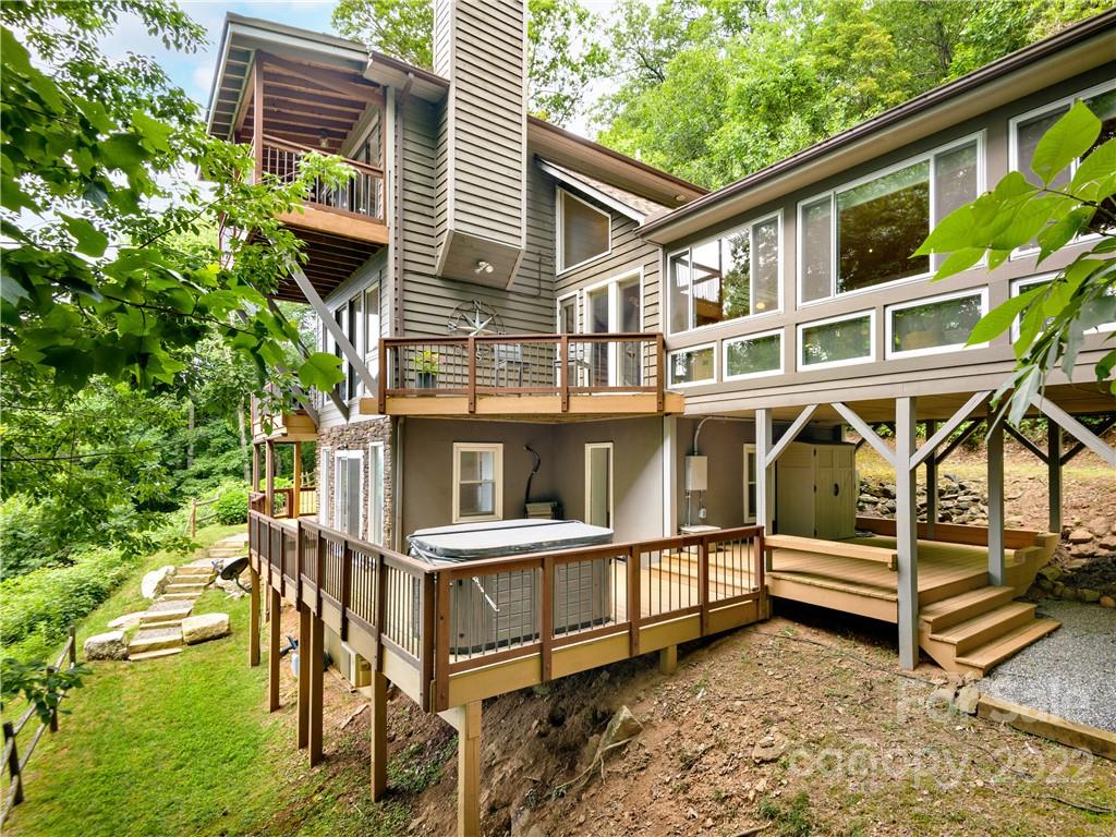 90 Hickory Forest Road Fairview NC 28730