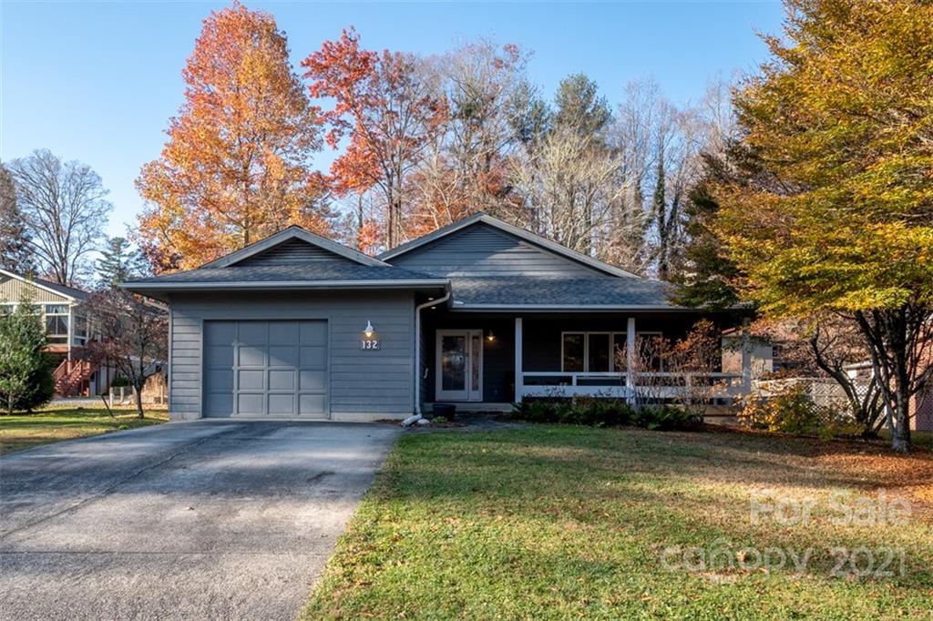 132 Lakeview Avenue Brevard NC 28712