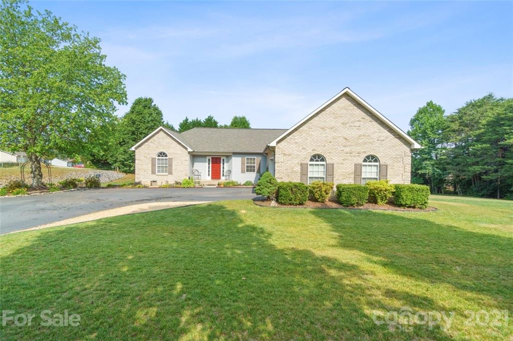 17 Sand Bar Drive Taylorsville NC 28681