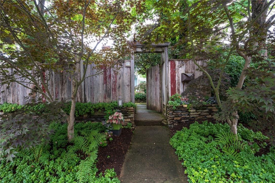 411 Charlotte Street Asheville NC 28801