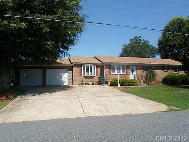 1453 Rose Street Newton NC 28658