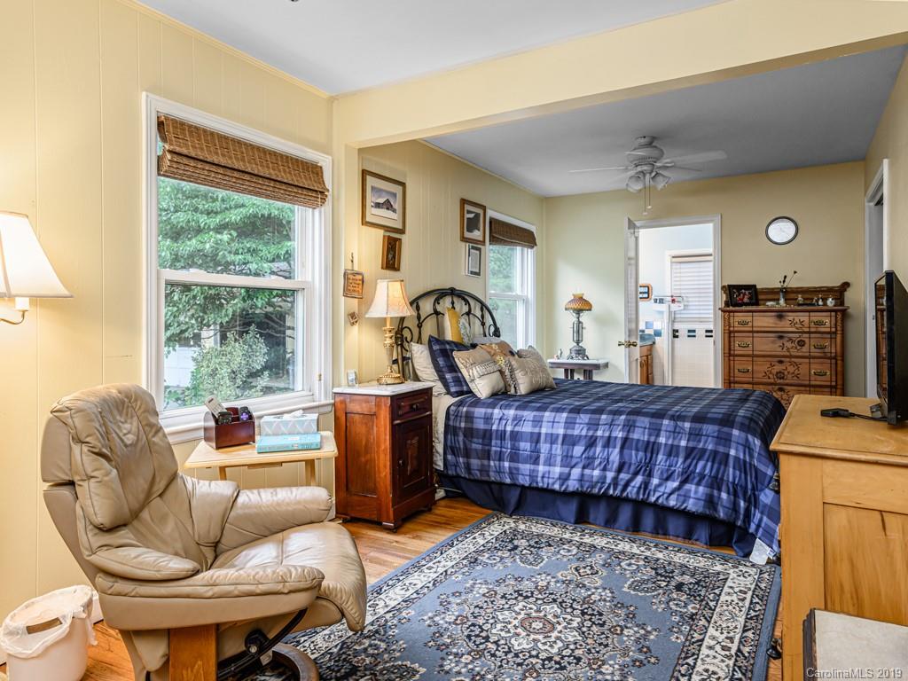 174 School Road Asheville NC 28806