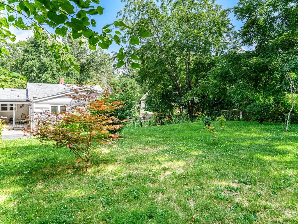 174 School Road Asheville NC 28806