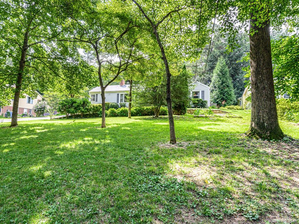 174 School Road Asheville NC 28806
