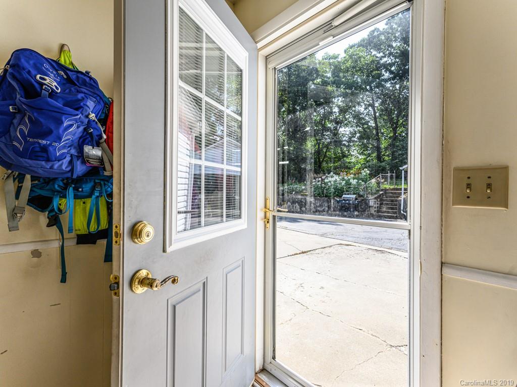 174 School Road Asheville NC 28806