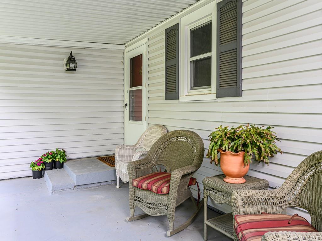 174 School Road Asheville NC 28806