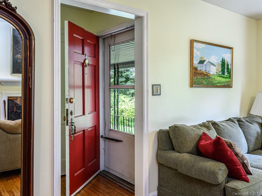 174 School Road Asheville NC 28806