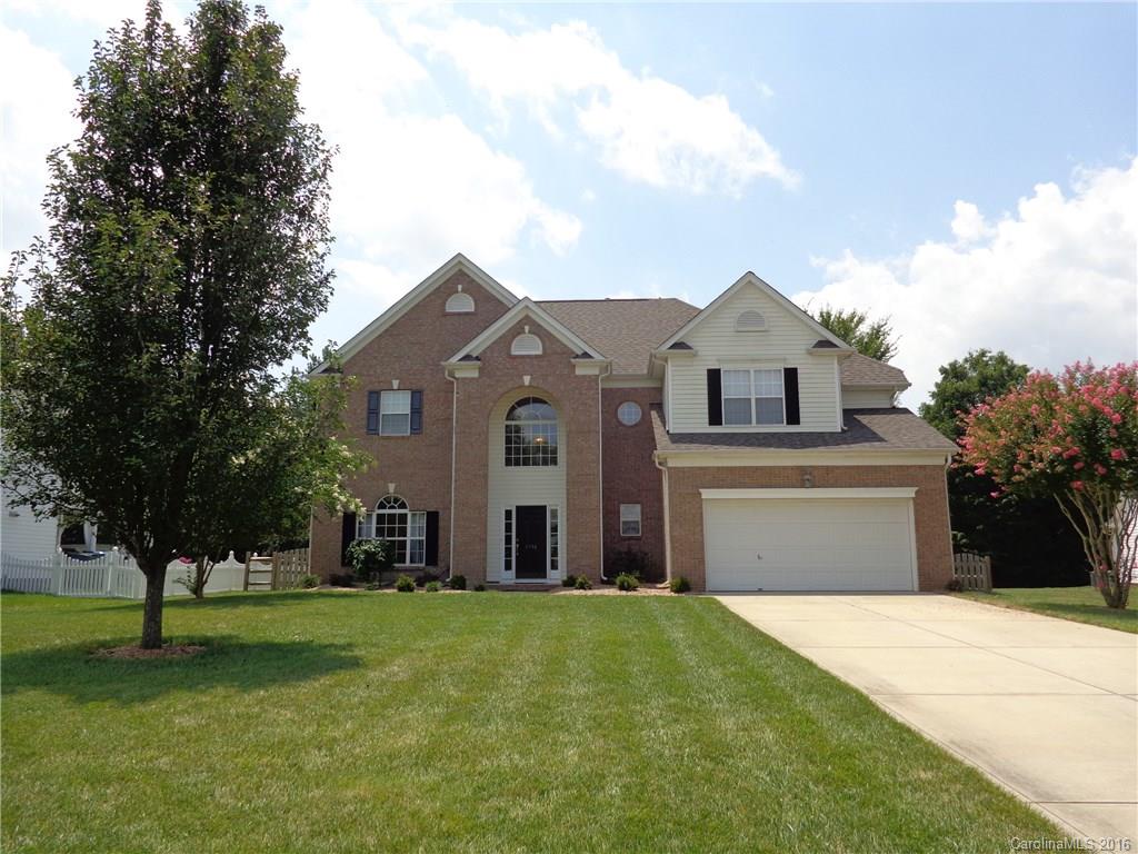 5916 Maple View Place Harrisburg NC 28075