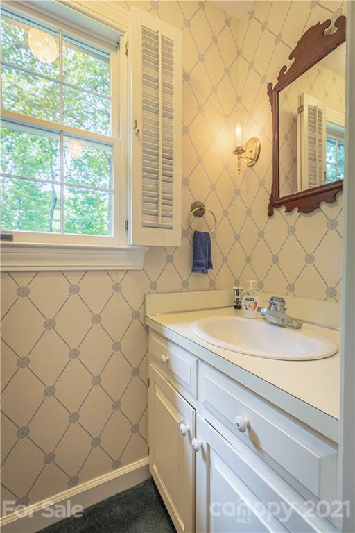 206 Camelot Drive Morganton NC 28655