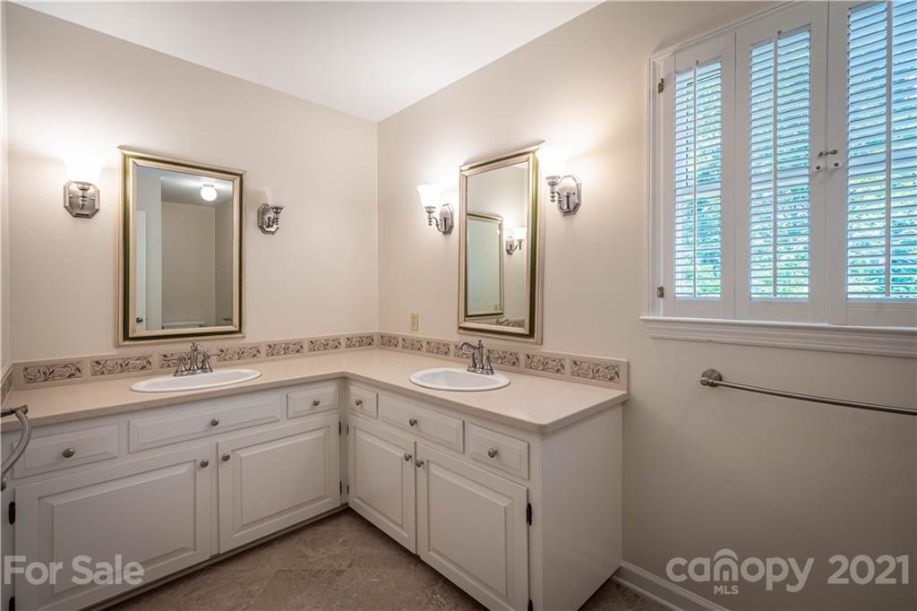 206 Camelot Drive Morganton NC 28655
