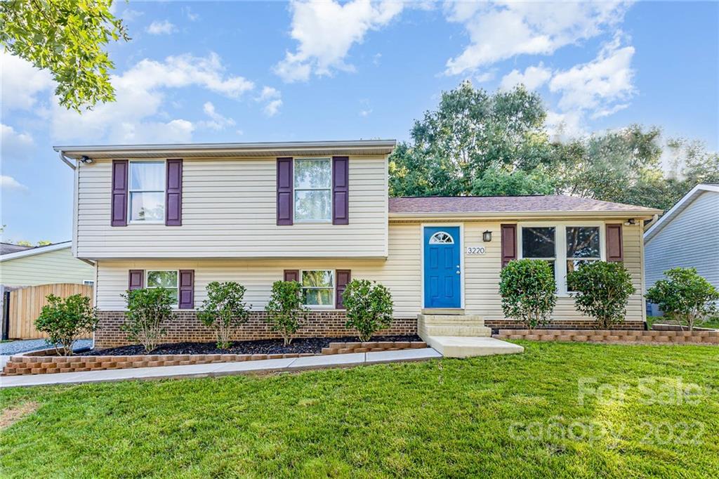 3220 Old House Circle Matthews NC 28105