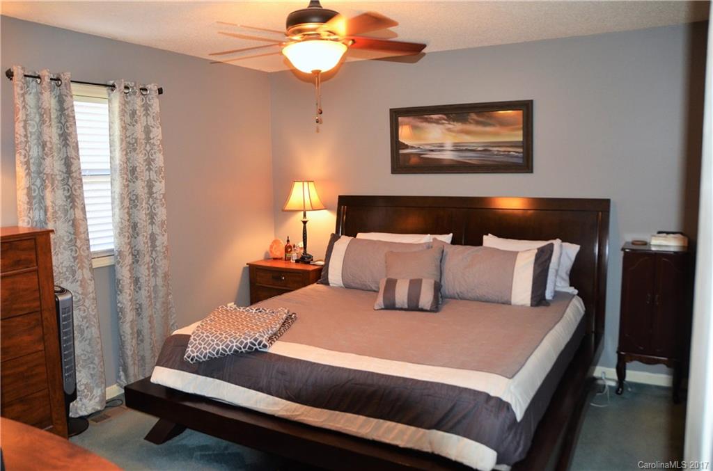 57 Hunters Field Lane Mills River NC 28759