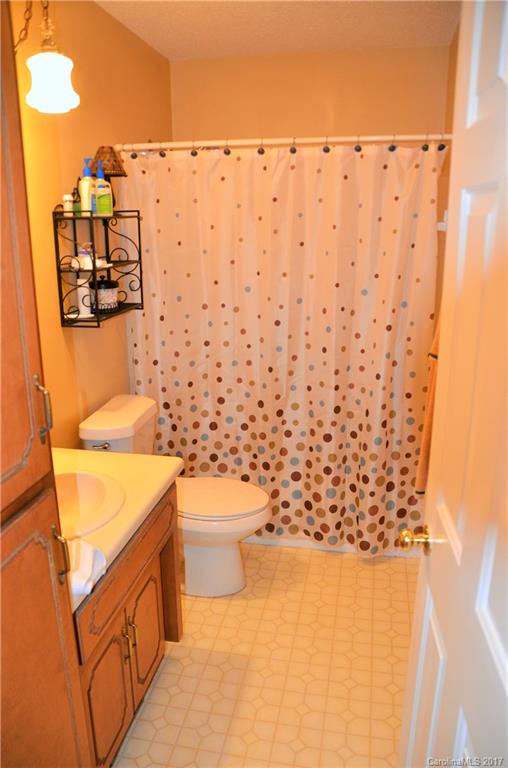 57 Hunters Field Lane Mills River NC 28759