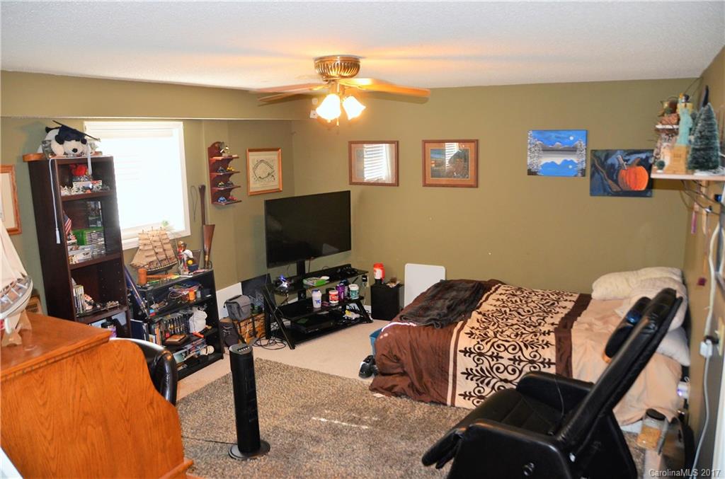57 Hunters Field Lane Mills River NC 28759