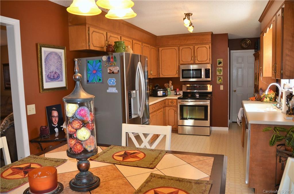 57 Hunters Field Lane Mills River NC 28759