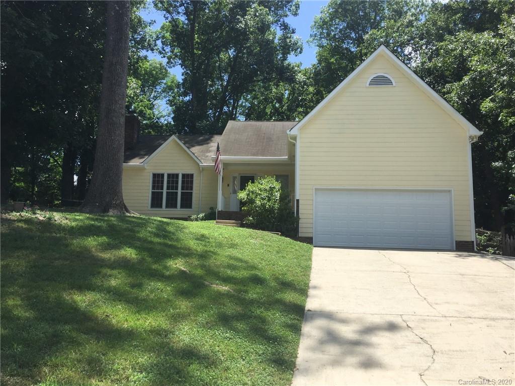 2304 Torrington Lane Charlotte NC 28262