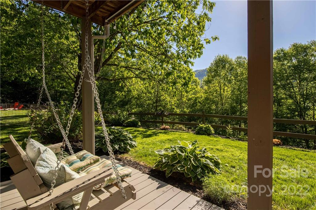 4993 State Highway 197 S Highway Burnsville NC 28714