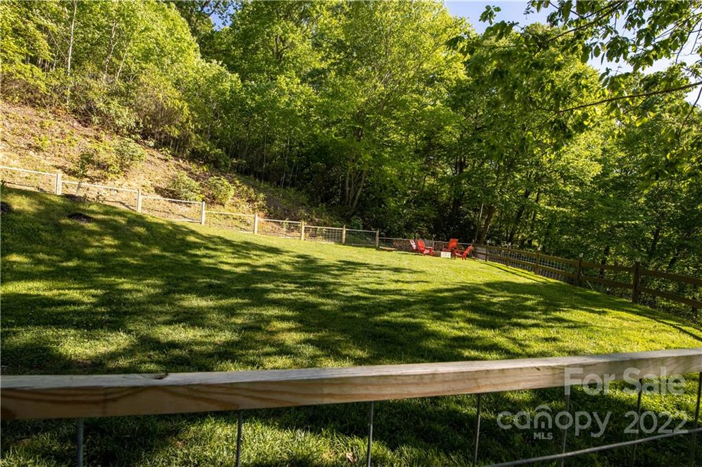 4993 State Highway 197 S Highway Burnsville NC 28714