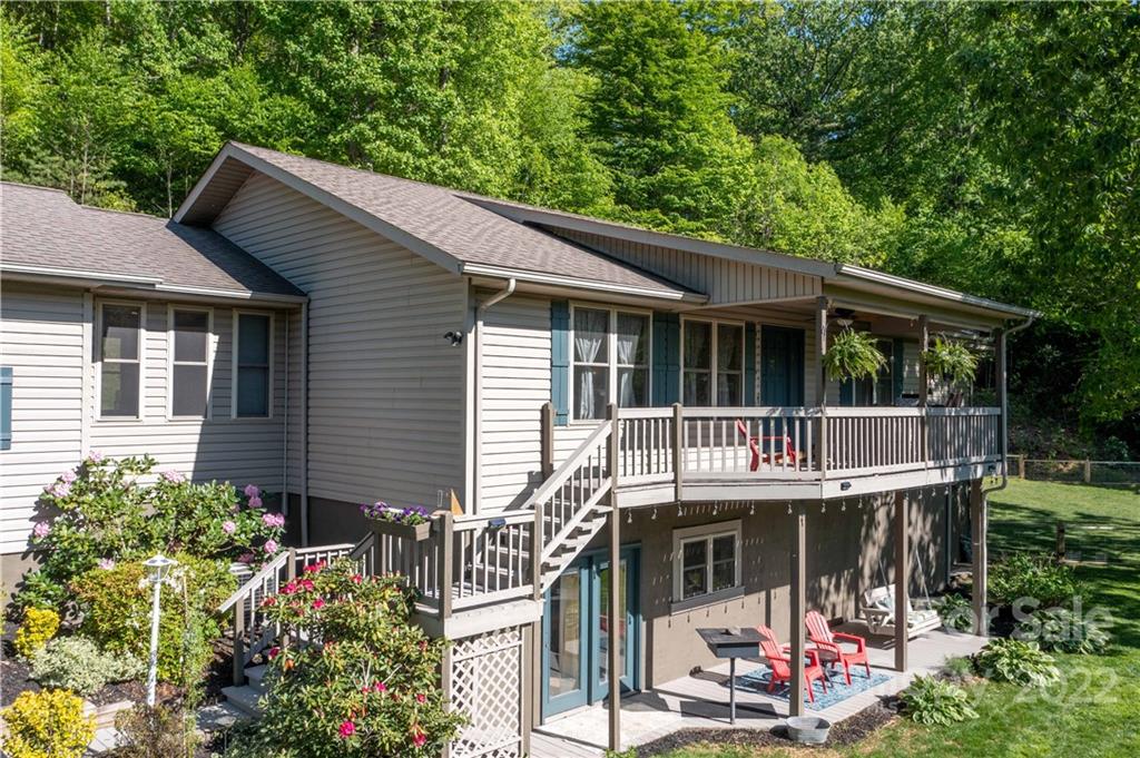 4993 State Highway 197 S Highway Burnsville NC 28714