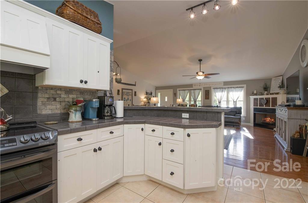 4993 State Highway 197 S Highway Burnsville NC 28714