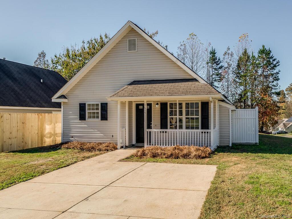 1604 Black Diamond Court Charlotte NC 28216