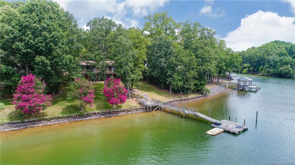 18501 Rosapenny Road Charlotte NC 28278
