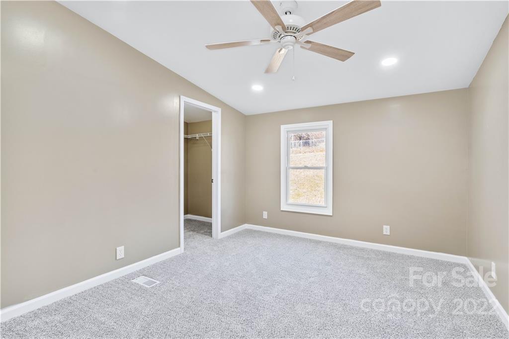 500 Deaverview Road Asheville NC 28806