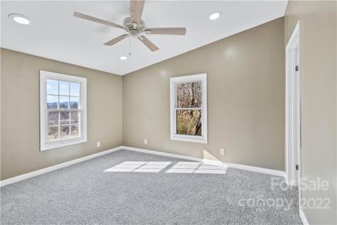500 Deaverview Road Asheville NC 28806
