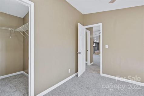 500 Deaverview Road Asheville NC 28806