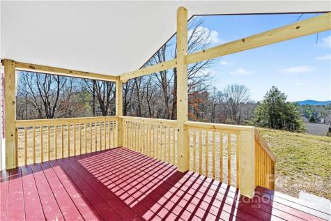 500 Deaverview Road Asheville NC 28806