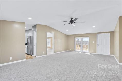 500 Deaverview Road Asheville NC 28806