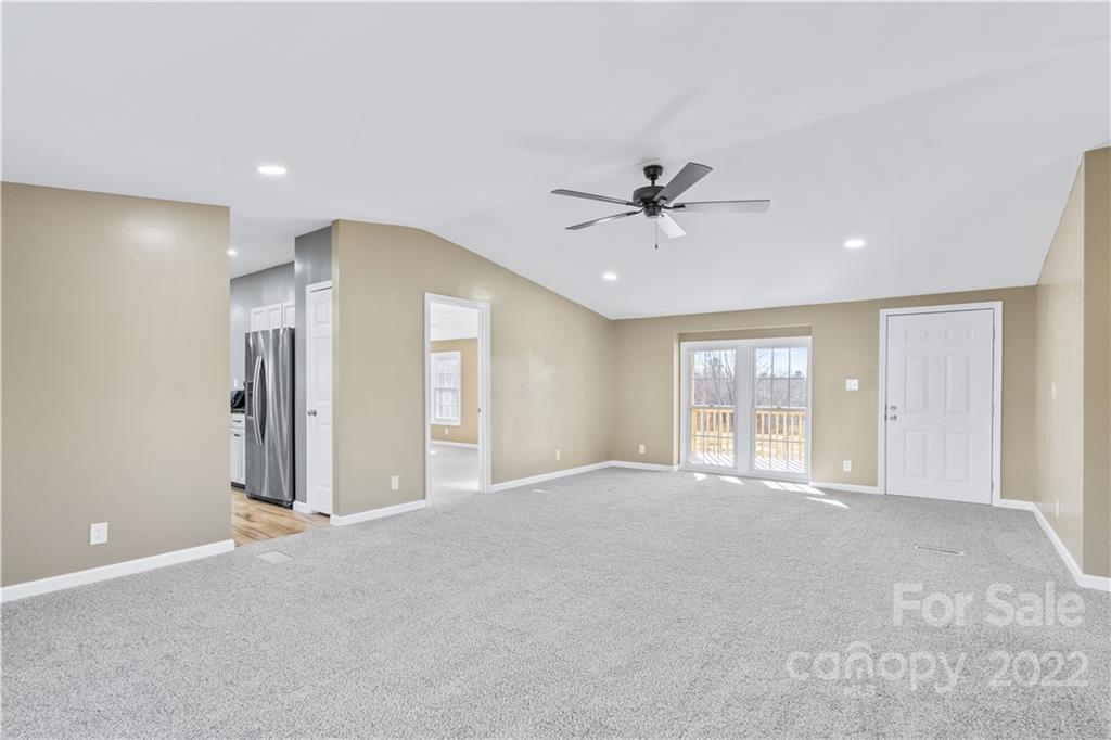 500 Deaverview Road Asheville NC 28806