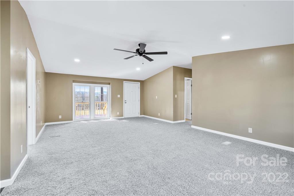 500 Deaverview Road Asheville NC 28806