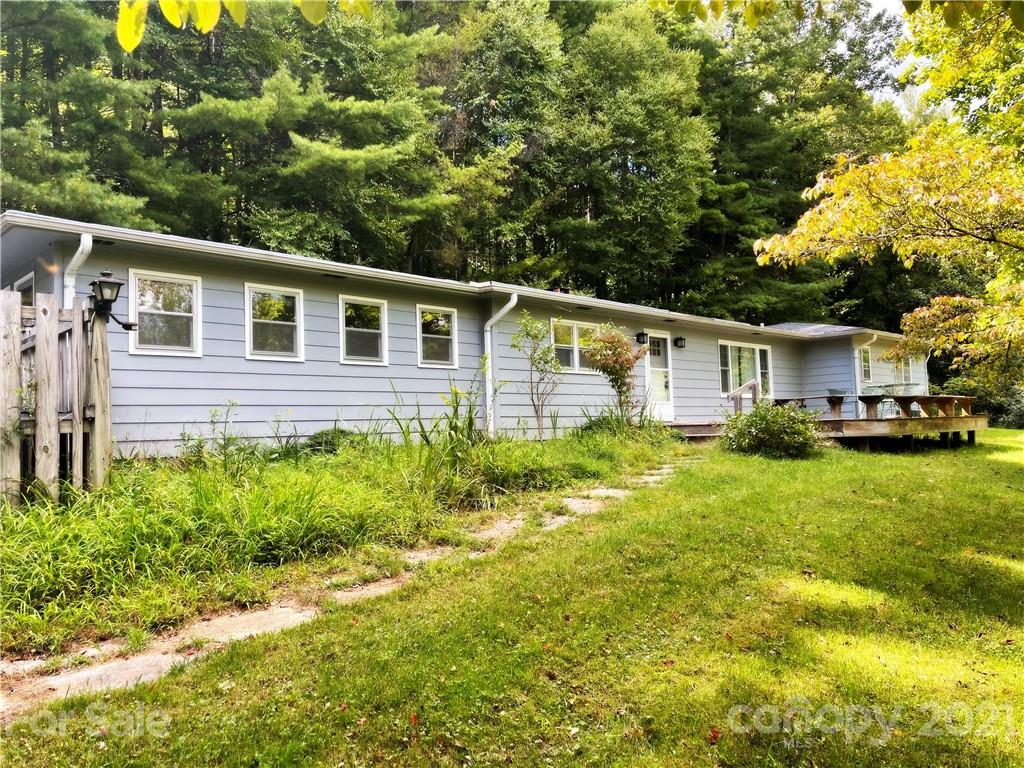 130 Travis Lane Bakersville NC 28705