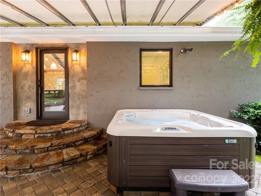 828 Glenn Bridge Road Arden NC 28704