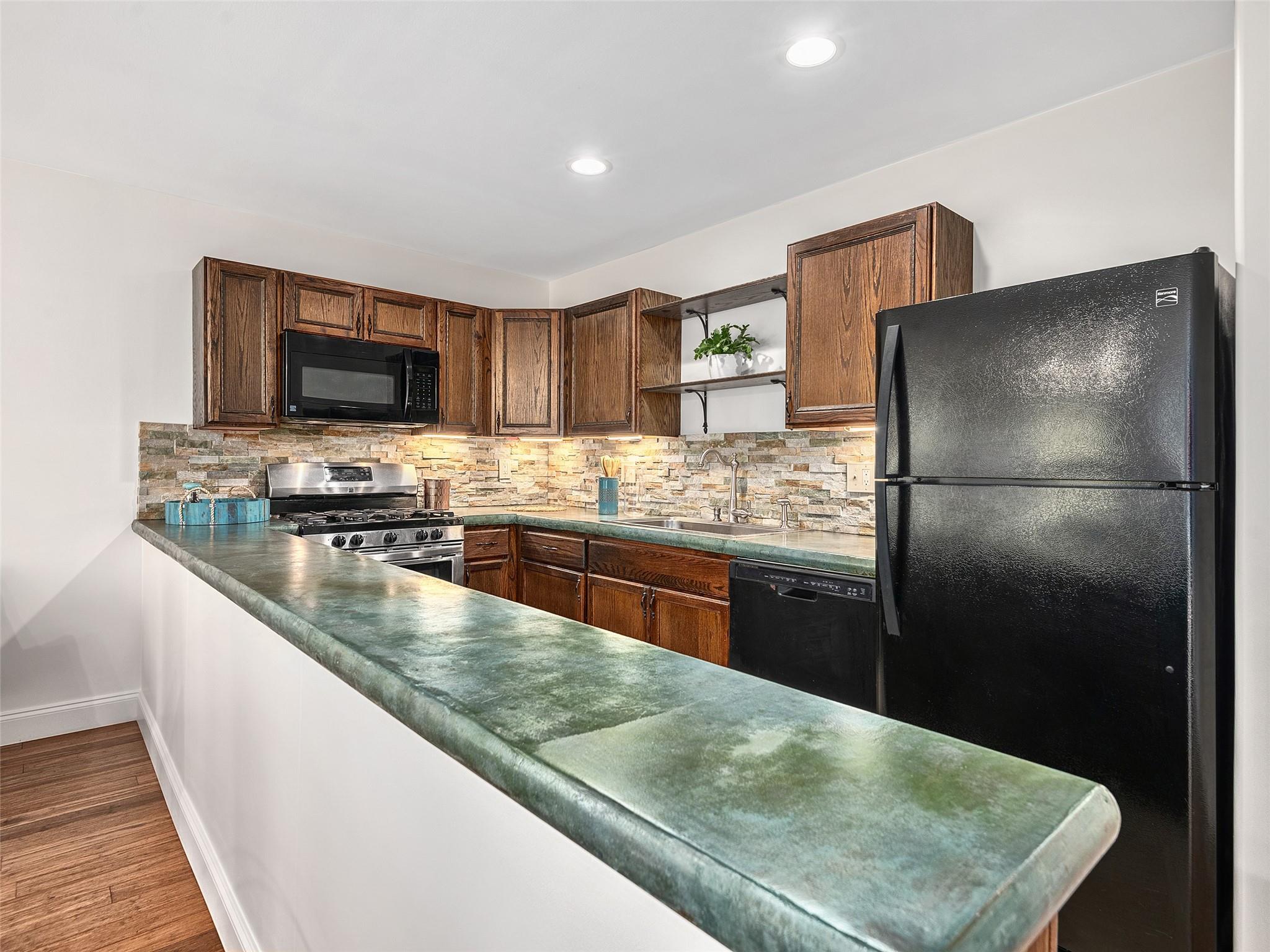 9 Creek Drive Asheville NC 28805