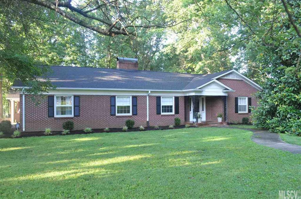 415 14th Avenue NW Hickory NC 28601