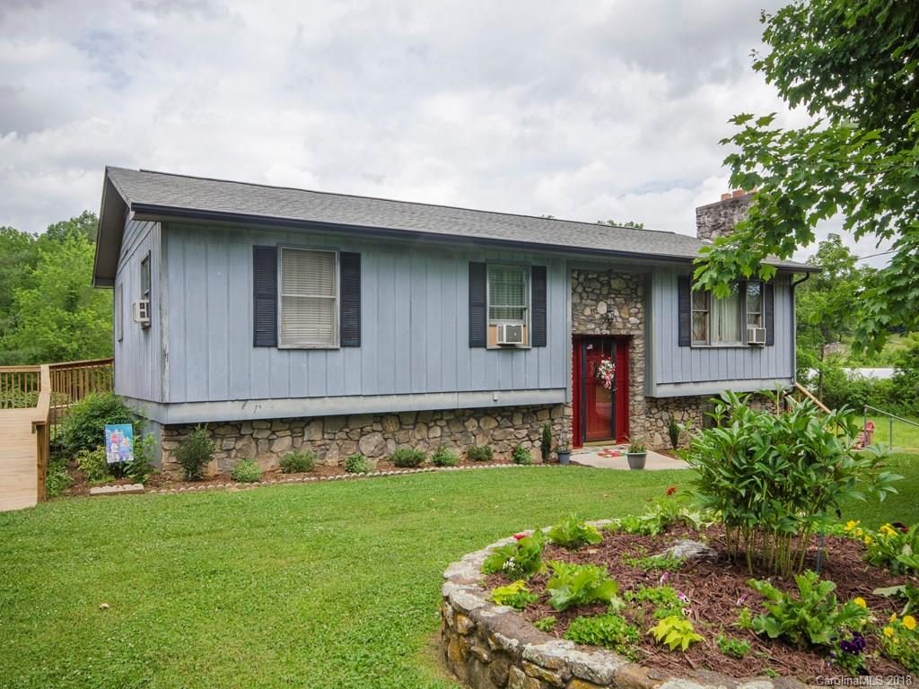 154 Chestnut Wood Drive Waynesville NC 28786